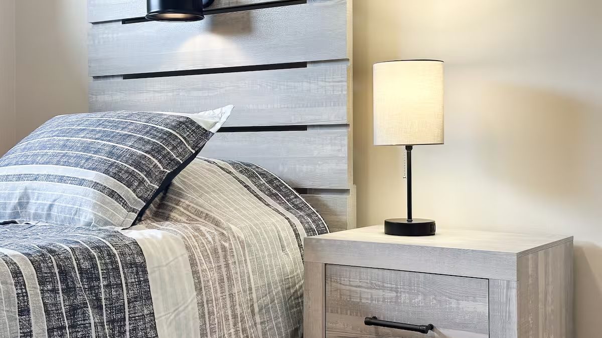 Twin bedroom in the three-bedroom home